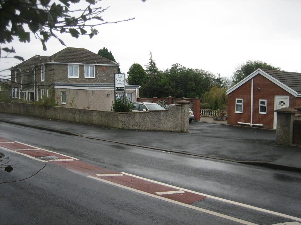 Four Seasons Guest House Pembrey Exterior foto